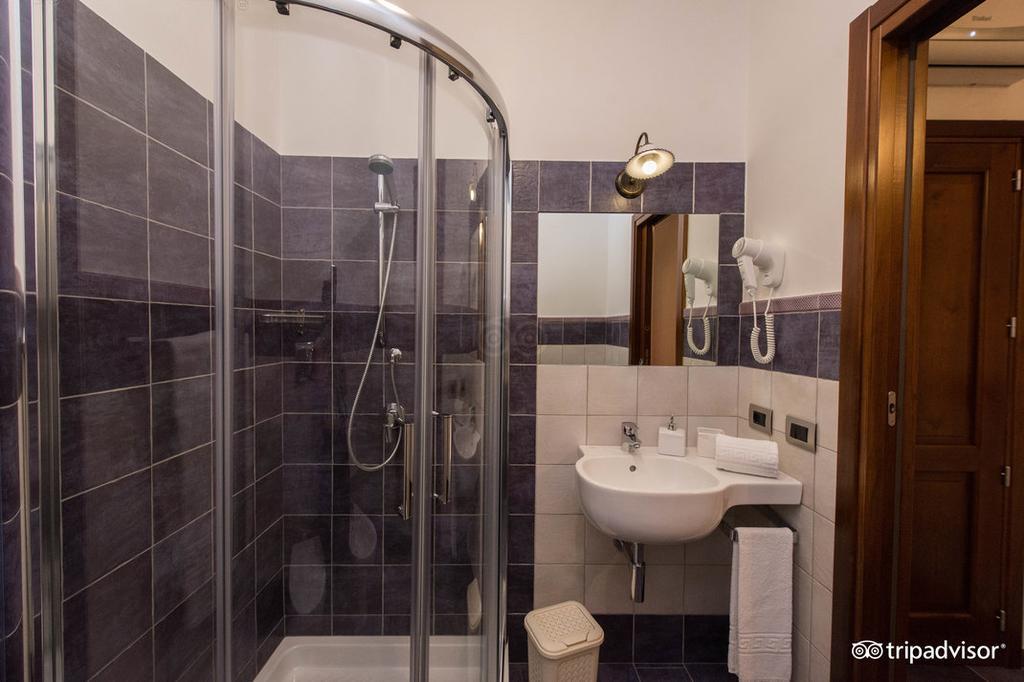 B&B L'Angolino Della Nonna Кастеллуццо Экстерьер фото