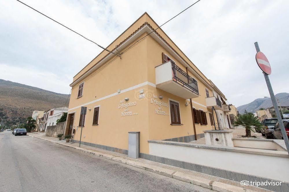 B&B L'Angolino Della Nonna Кастеллуццо Экстерьер фото