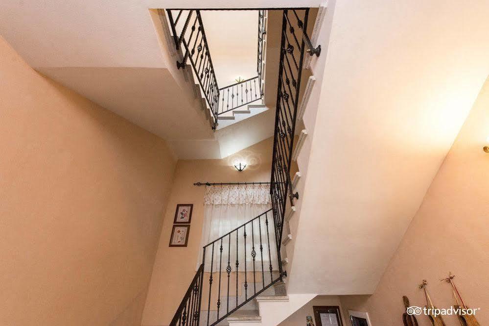 B&B L'Angolino Della Nonna Кастеллуццо Экстерьер фото